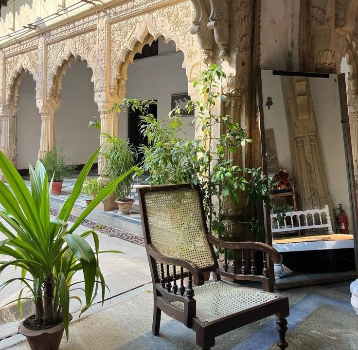 The Scent of Home: Celebrating South Asian Heritage Through Fragrance